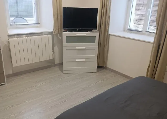 Grand Dans Maison Parking Privé Gratuit *